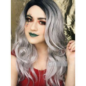 20" Side Part Dark Root Silver Wavy Wig | Karlie